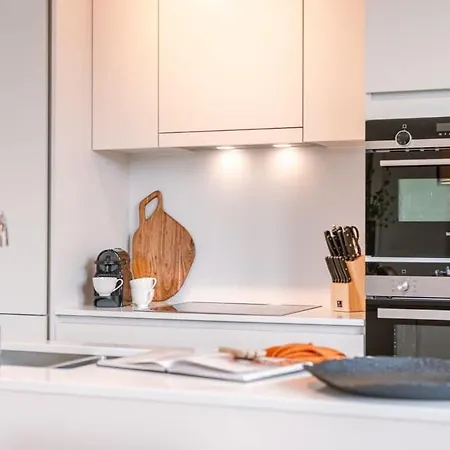 Casiola - Family Apartment Located By The Sea