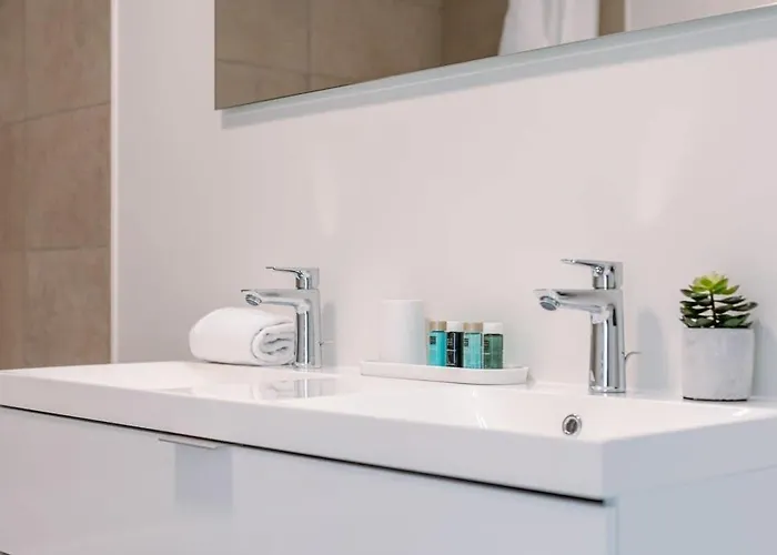 Casiola - Family Apartment Located By The Sea Apartment *